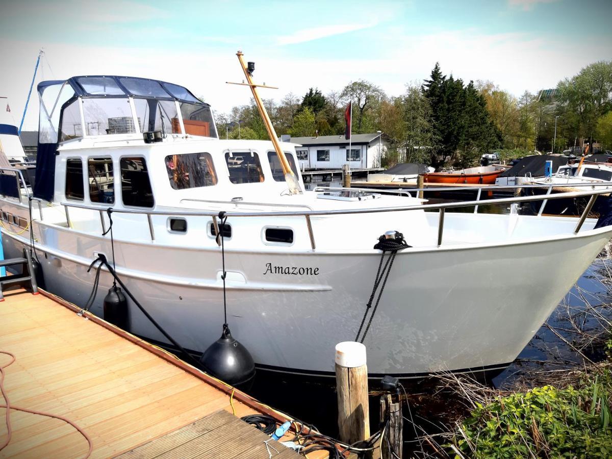 Motor Yacht Amazone Hotel Amsterdam Exterior foto