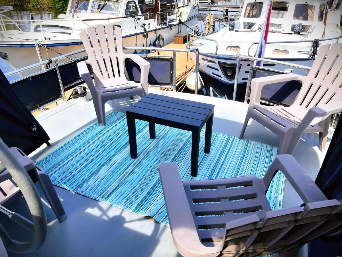 Motor Yacht Amazone Hotel Amsterdam Exterior foto