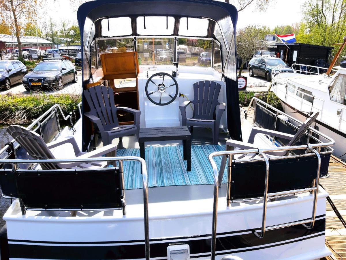 Motor Yacht Amazone Hotel Amsterdam Exterior foto