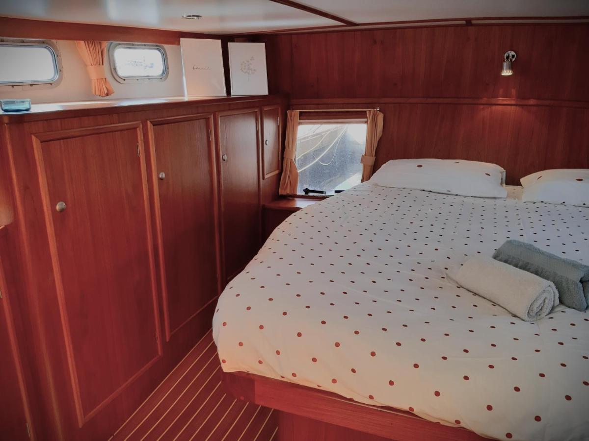 Motor Yacht Amazone Hotel Amsterdam Exterior foto
