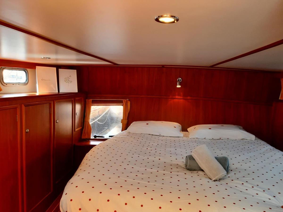 Motor Yacht Amazone Hotel Amsterdam Exterior foto