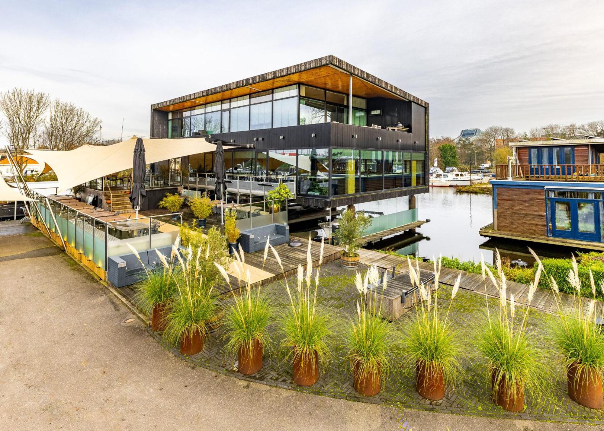 Motor Yacht Amazone Hotel Amsterdam Exterior foto